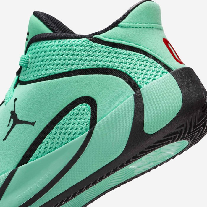 Kids Tatum 4 Basketball Shoe