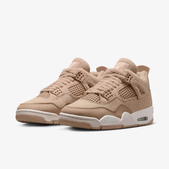 Womens Jordan 4 Retro Shoe