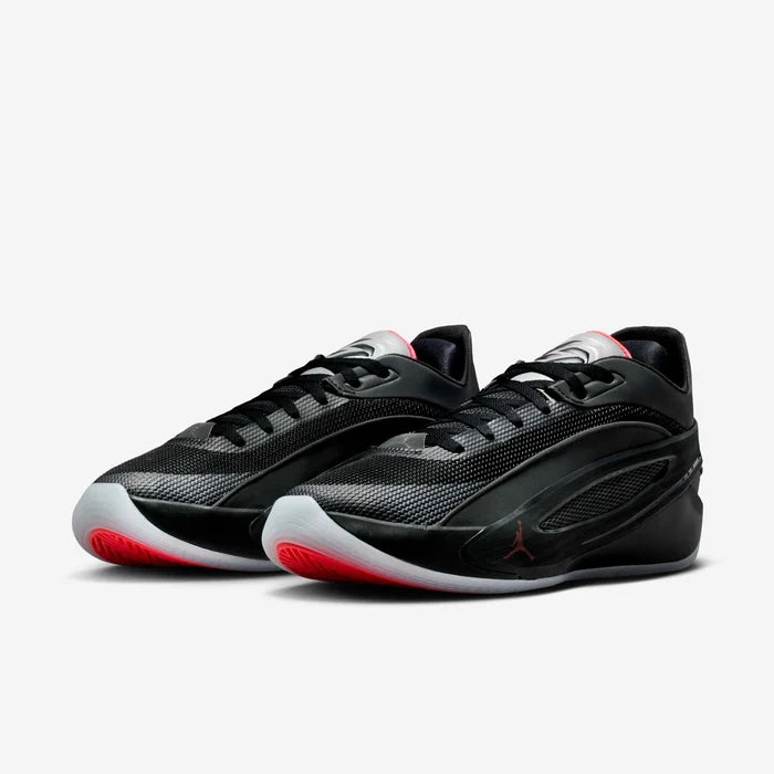 Mens Luka 5LOW Basketball Shoe