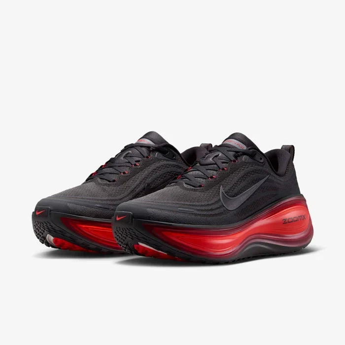 Mens Vomero Plus Running Shoe