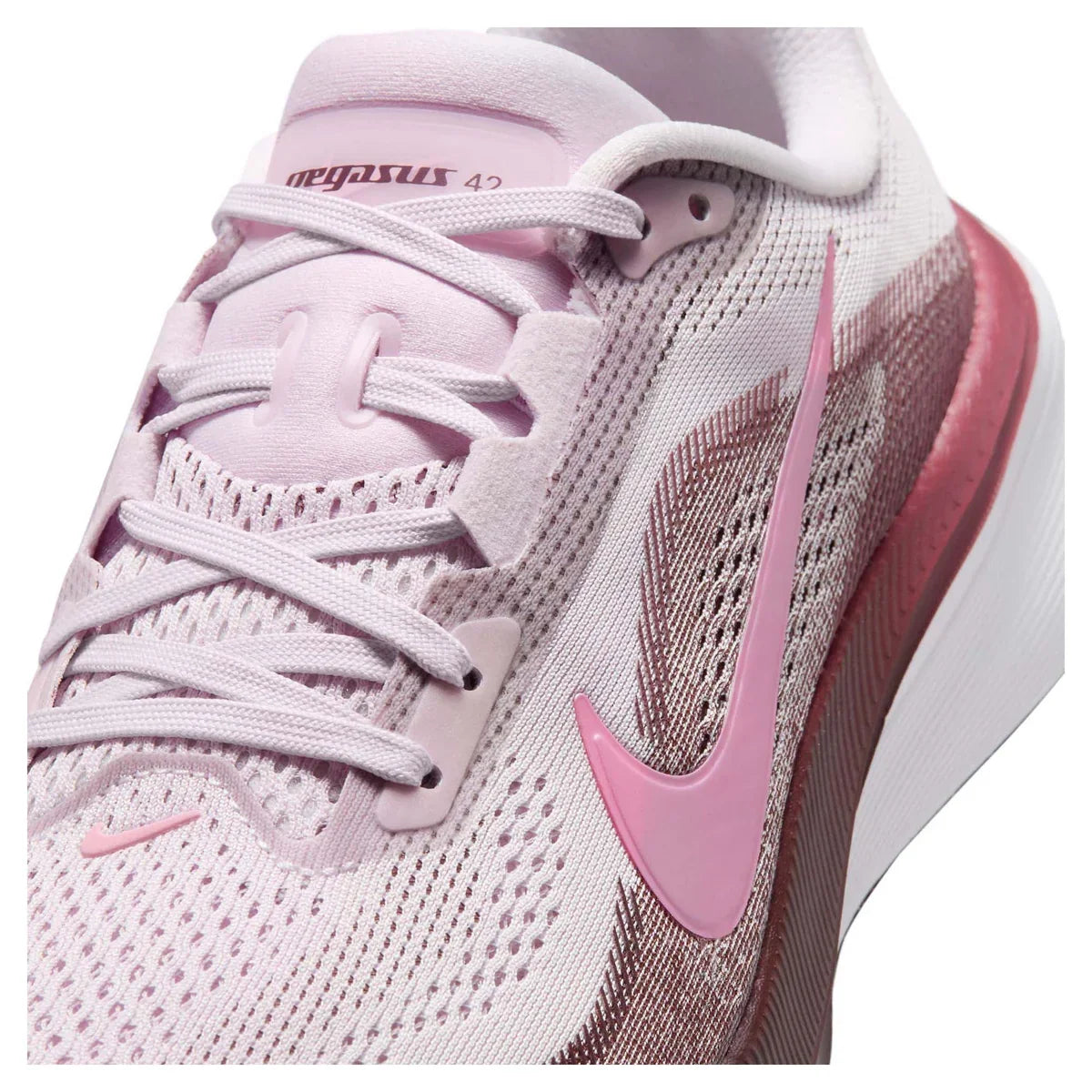 Womens Pegasus 42 Running Shoe