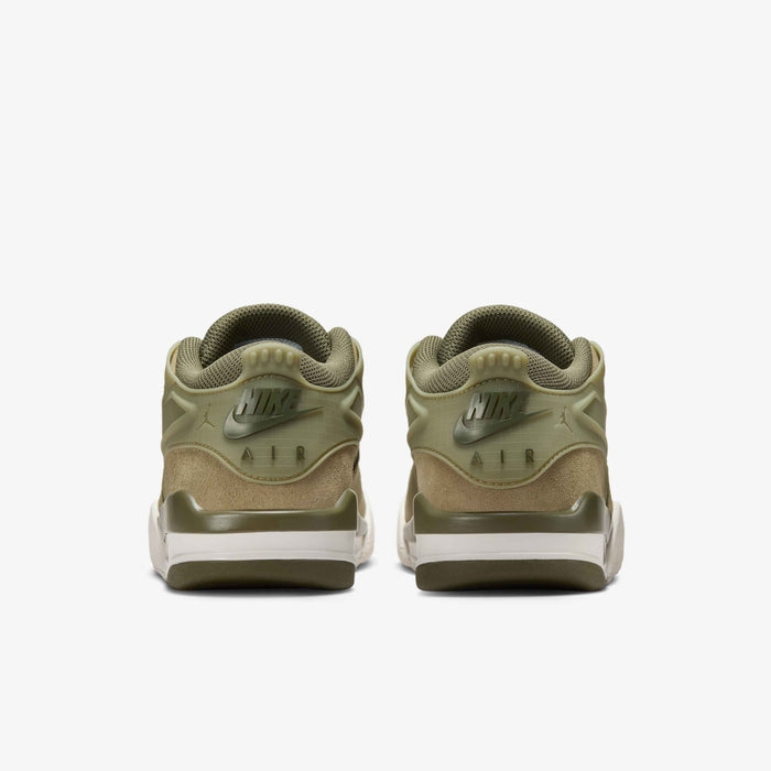 Womens Air Jordan 4 RM Shoe