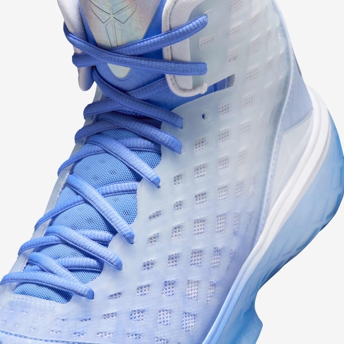 Mens Kobe 3 Basketball Shoes