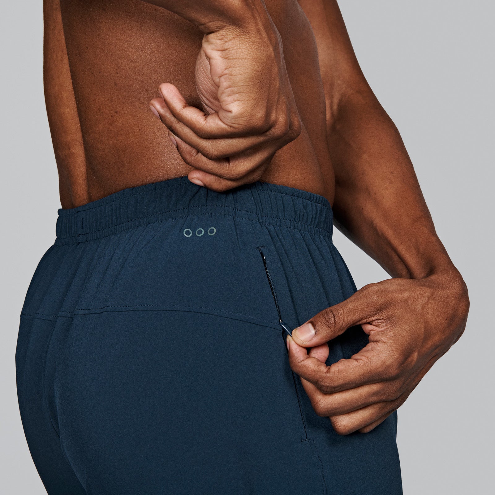 Mens Outpace 5 Inch Short