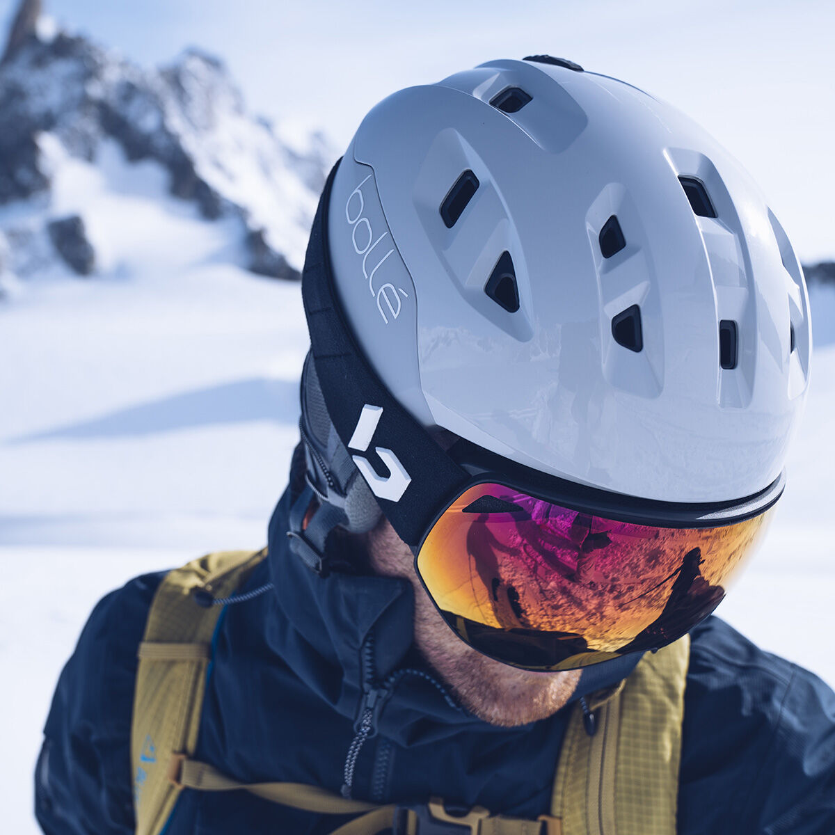 Torus Black Matte Volt Ruby Lens Ski Goggle