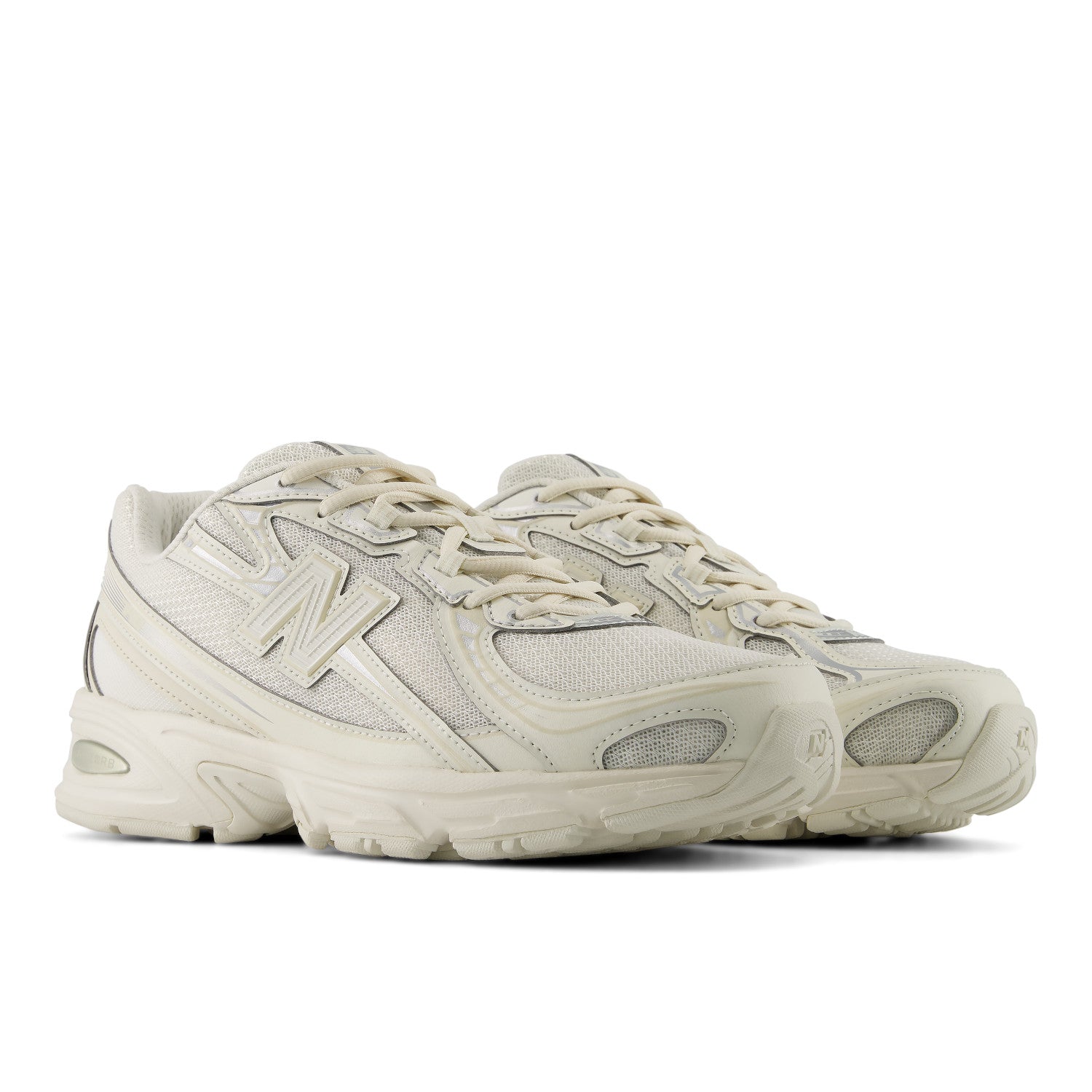 Womens 740 Shoe