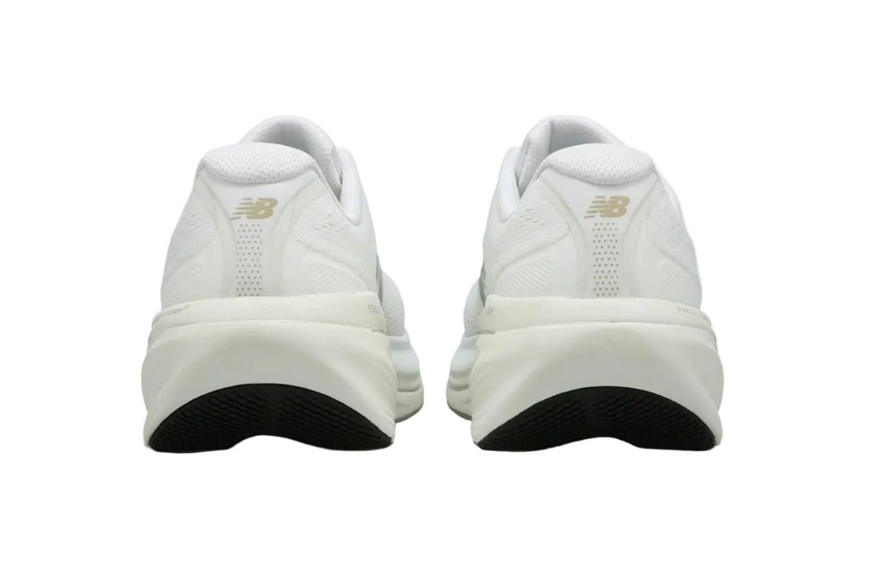 Womens 860 Running Shoe