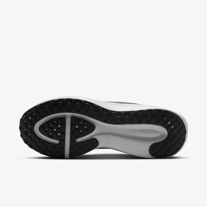 Mens Revolution 8 Running Shoe