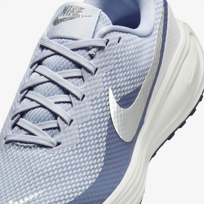 Womens Revolution 8 Running Shoe