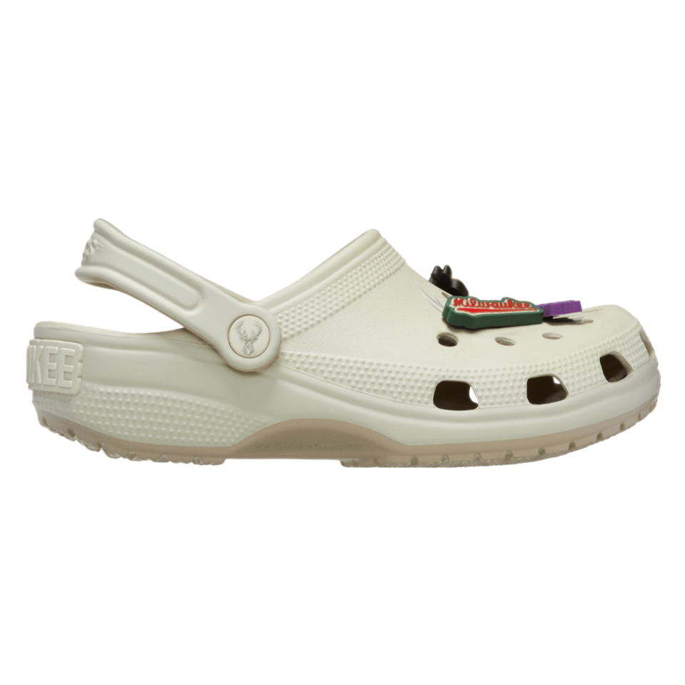 NBA Milwaukee Bucks Elevated Classic Clog