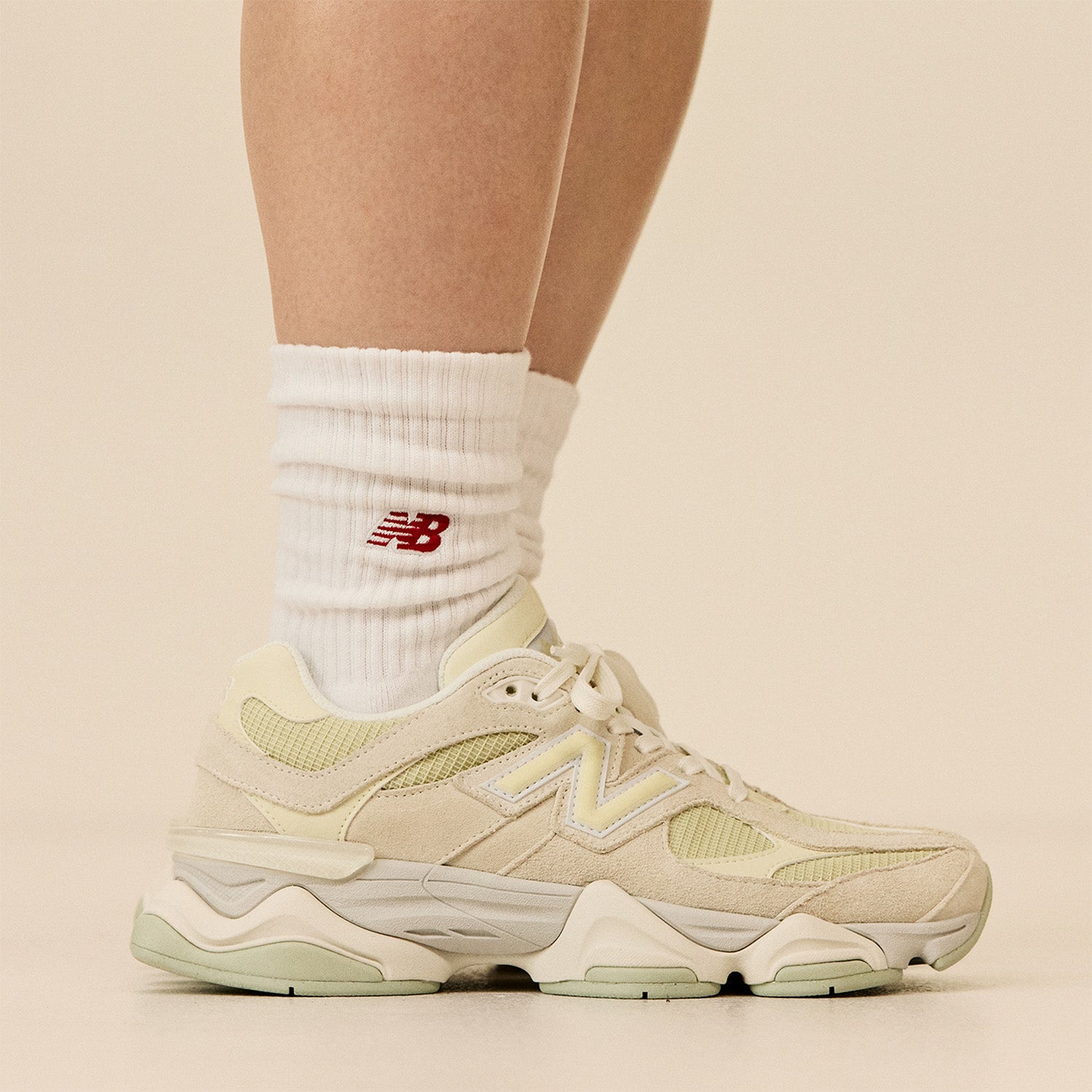 Womens 9060 Shoe