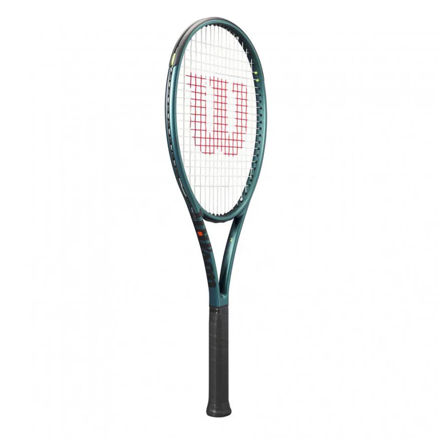 Blade 98 16X19 V9 Tennis Racket (Without String)