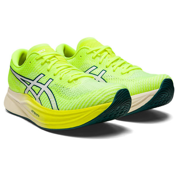 Womens Magic Speed 2 Running Shoe