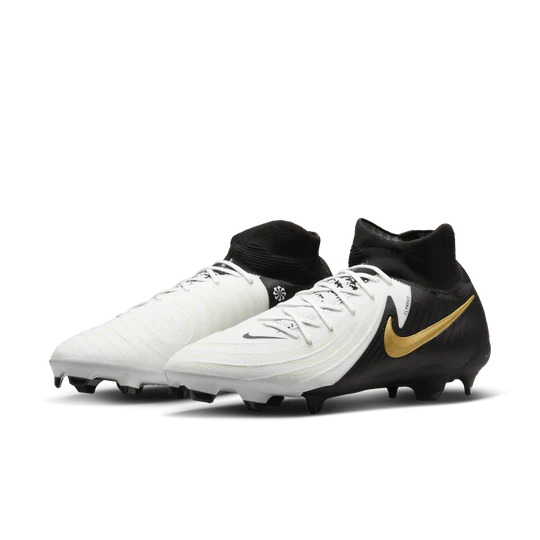 Mens Phantom Luna 2 Pro Firm Ground Football Boot