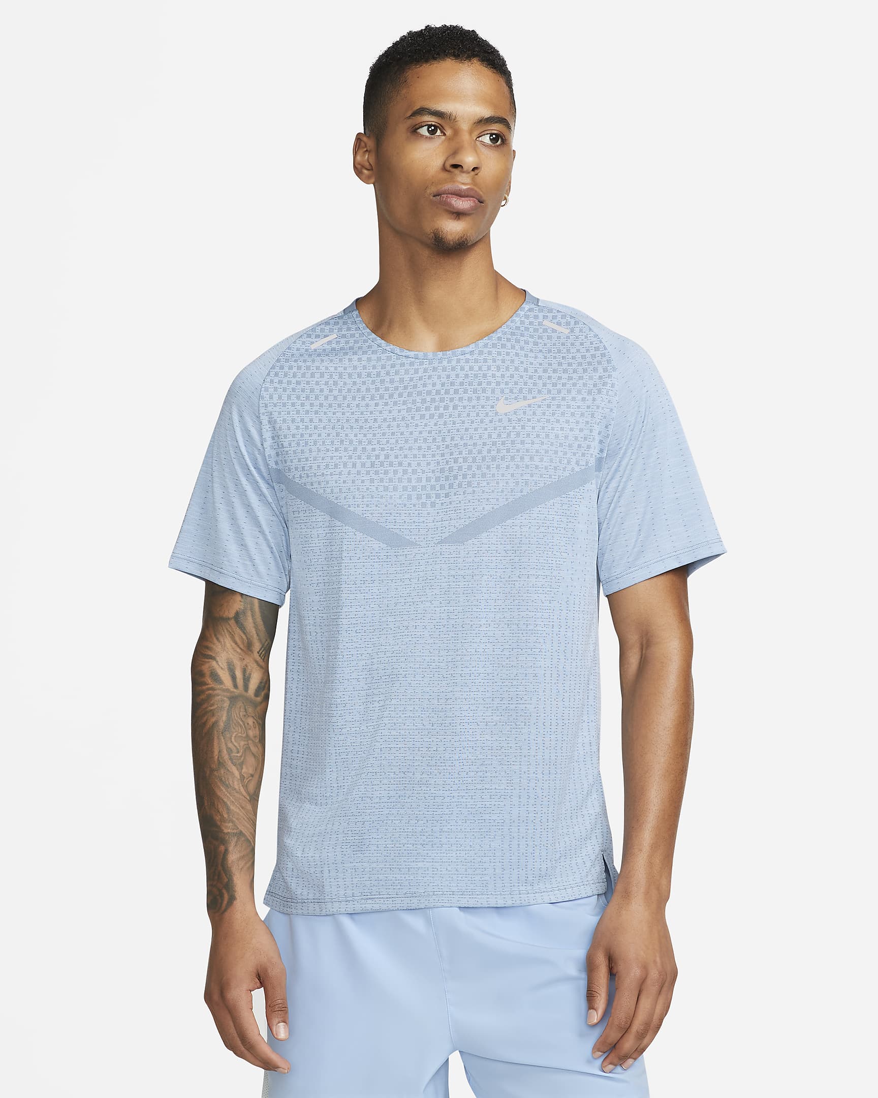 Mens Dri-Fit Advantage Tech Knit Ultra Short Sleeve T-Shirt