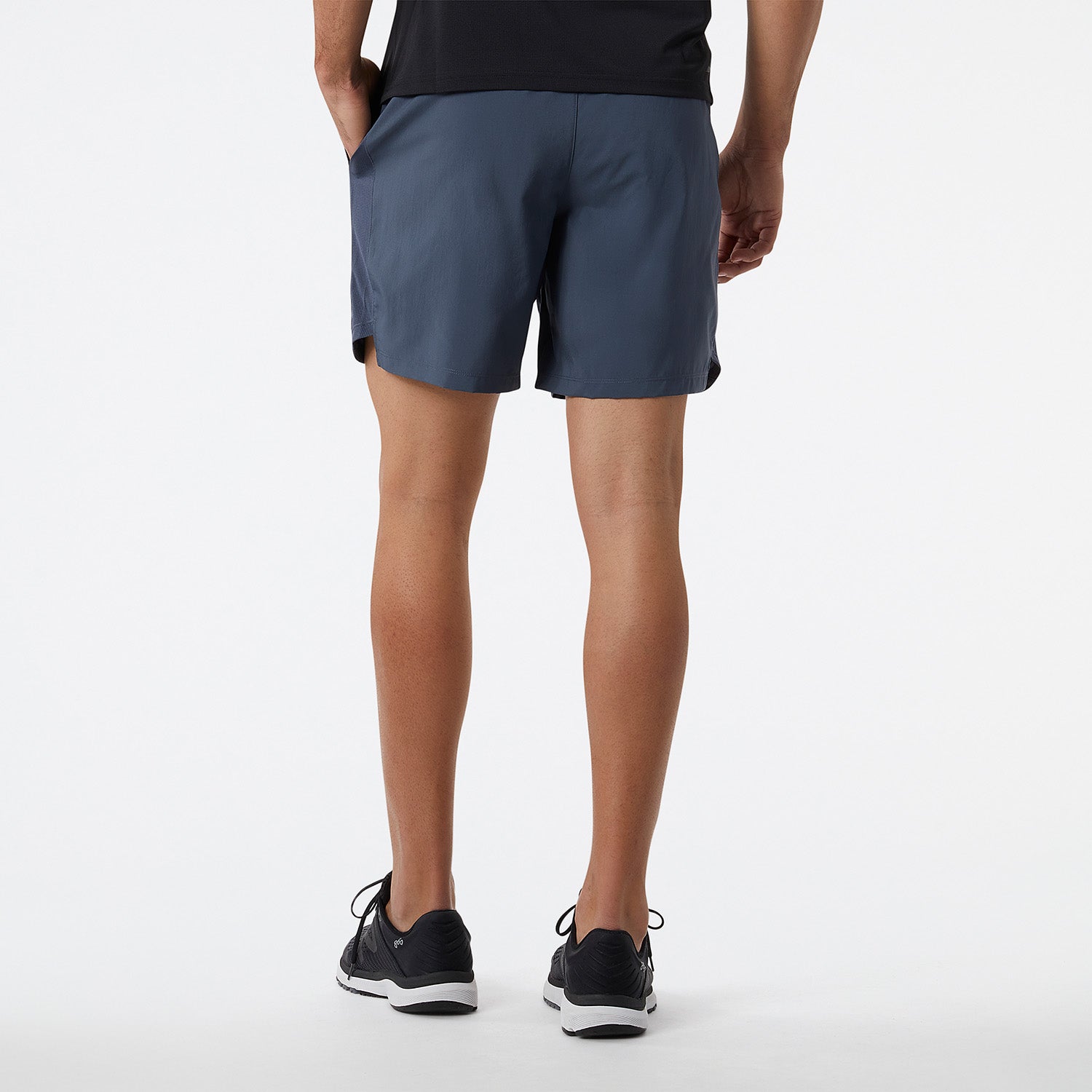 Mens Accelerate 7 Inch Short